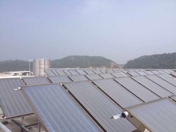 平板太阳能热水工程
